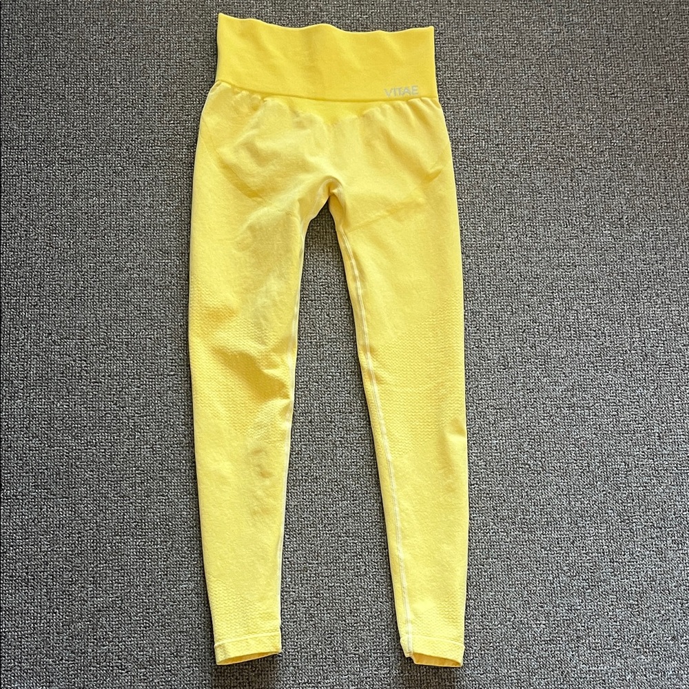 Vitae Vibrant Yellow Workout Leggings